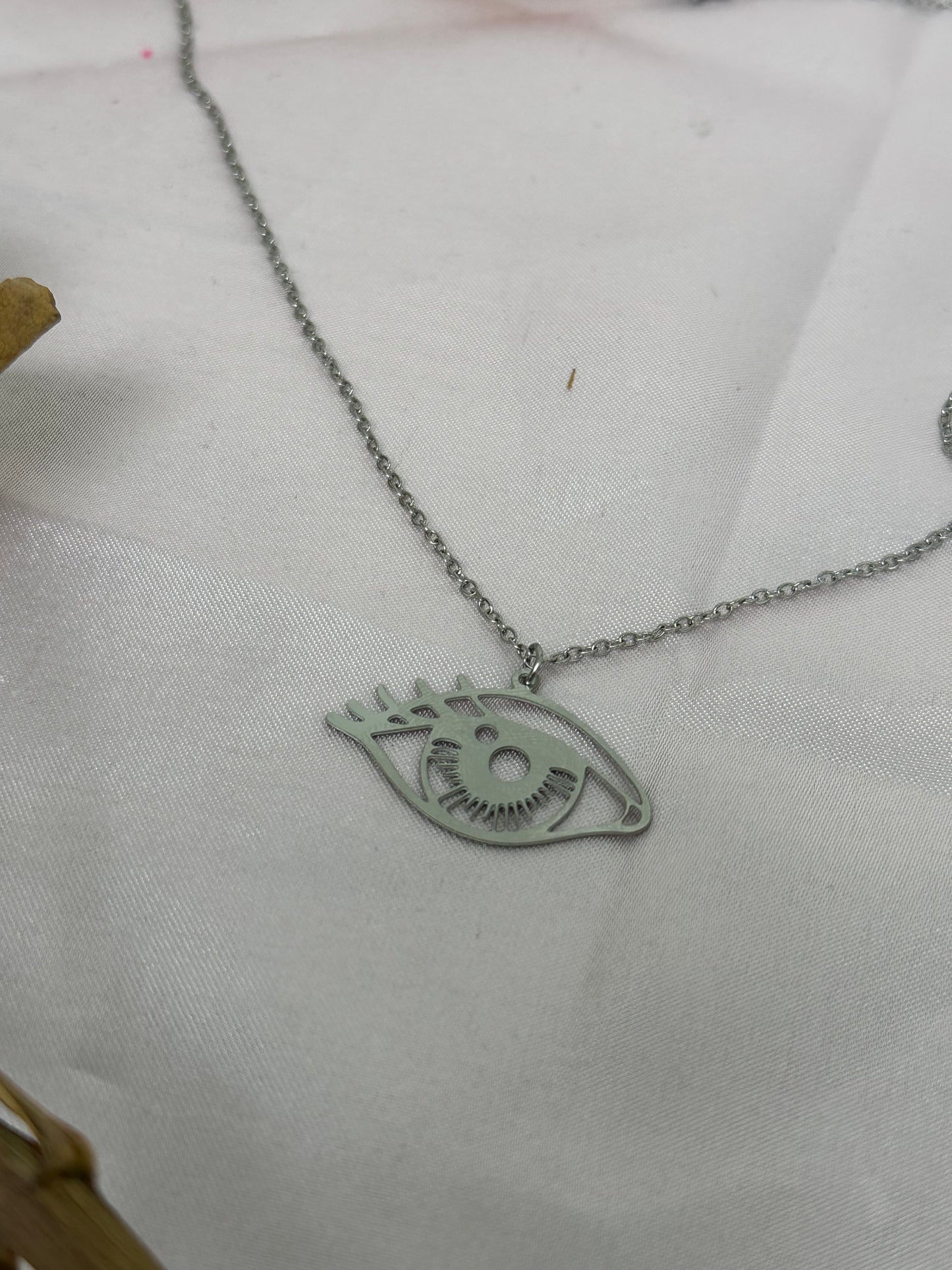 Halskette „Watch me“