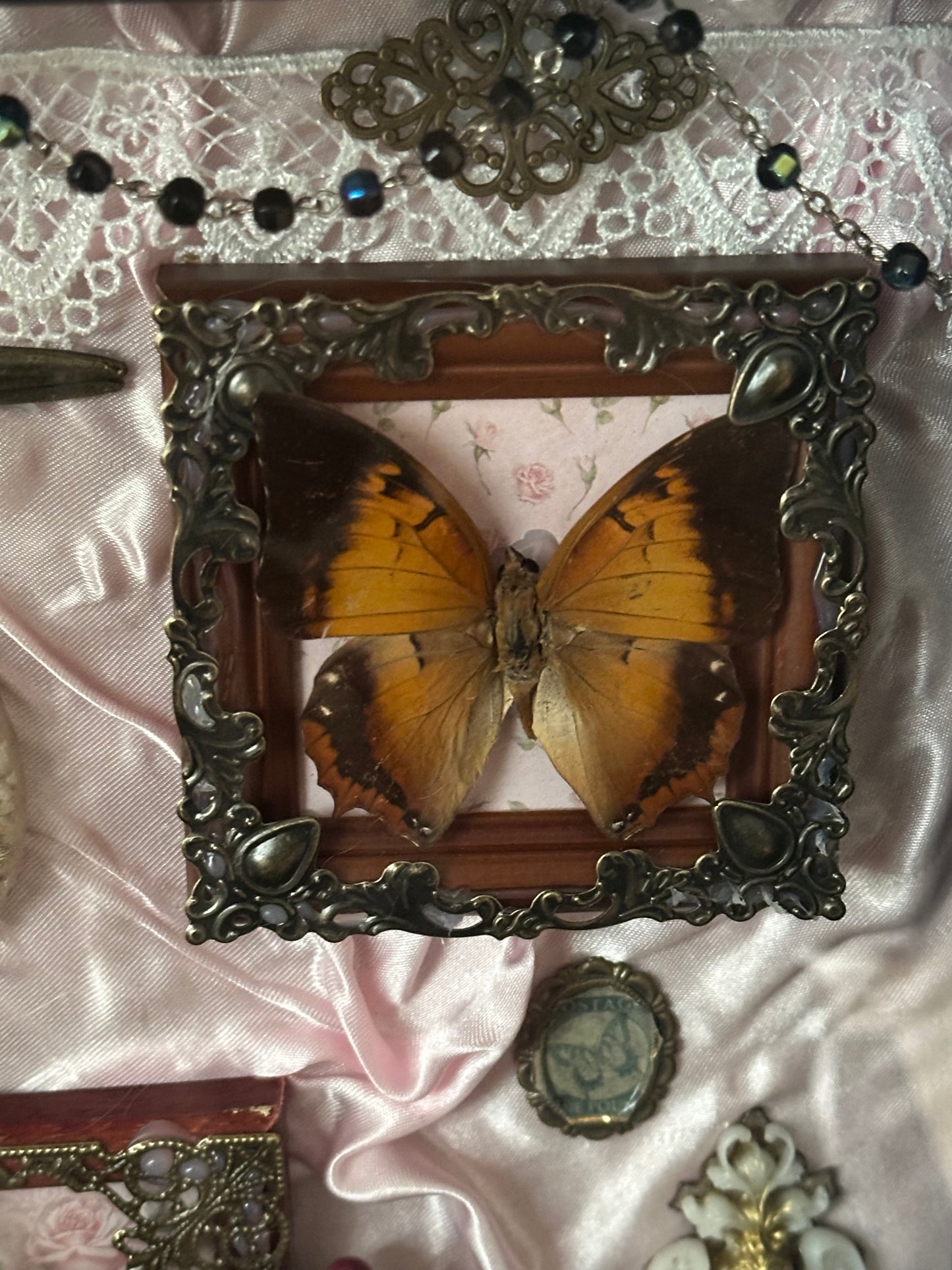 Rahmen „Holy No.6“