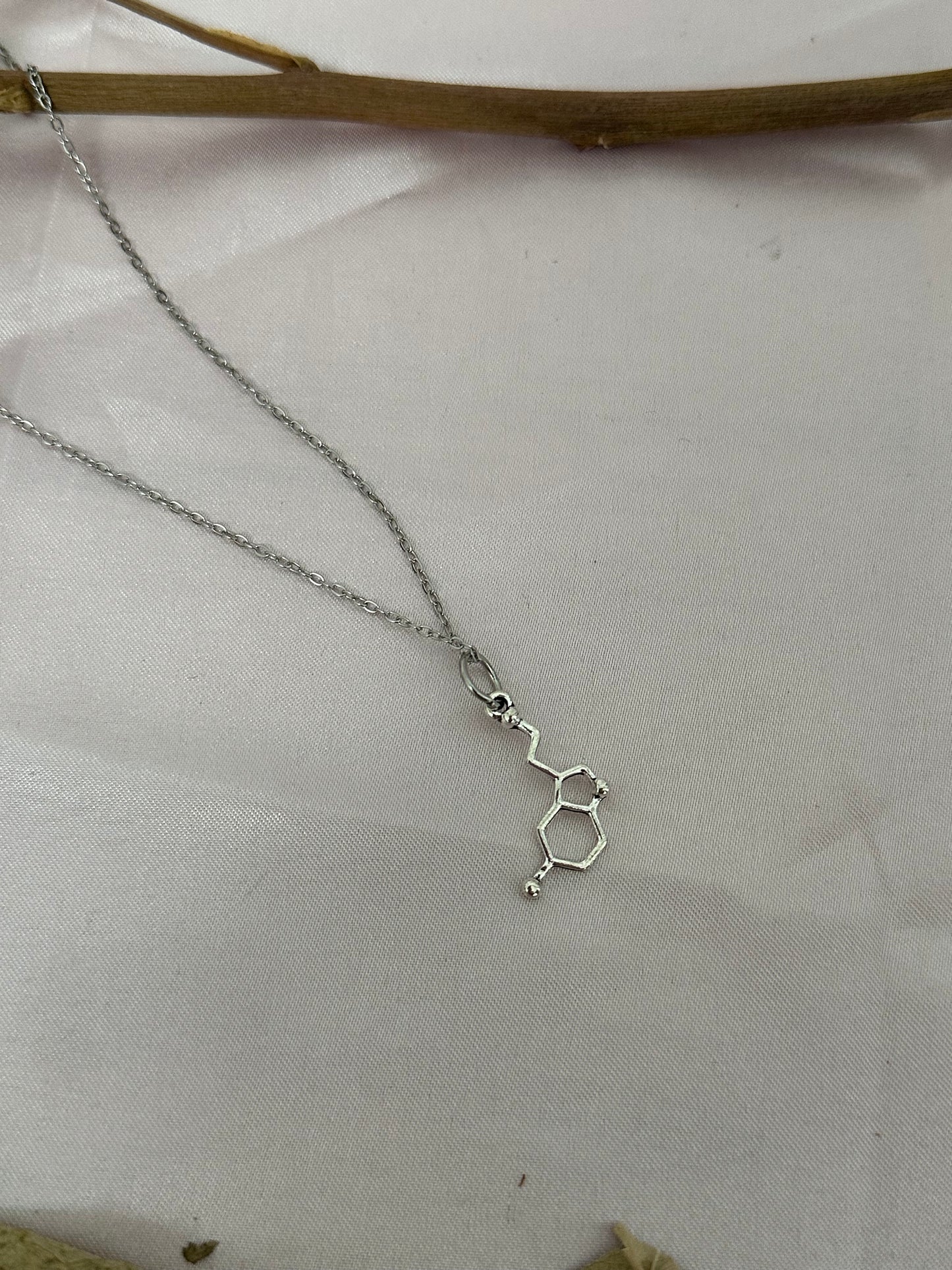 Kette „Serotonin“