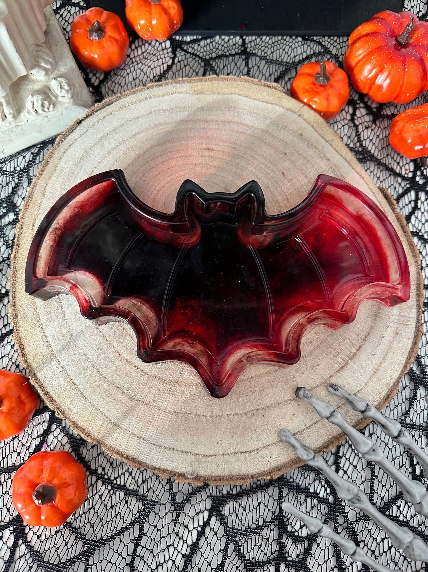 Fledermaus Schmuckschale schwarz-rot Halloween