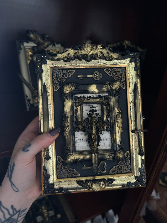 Schlüssel/Schmuckbox „Aurea Arcana No.12“