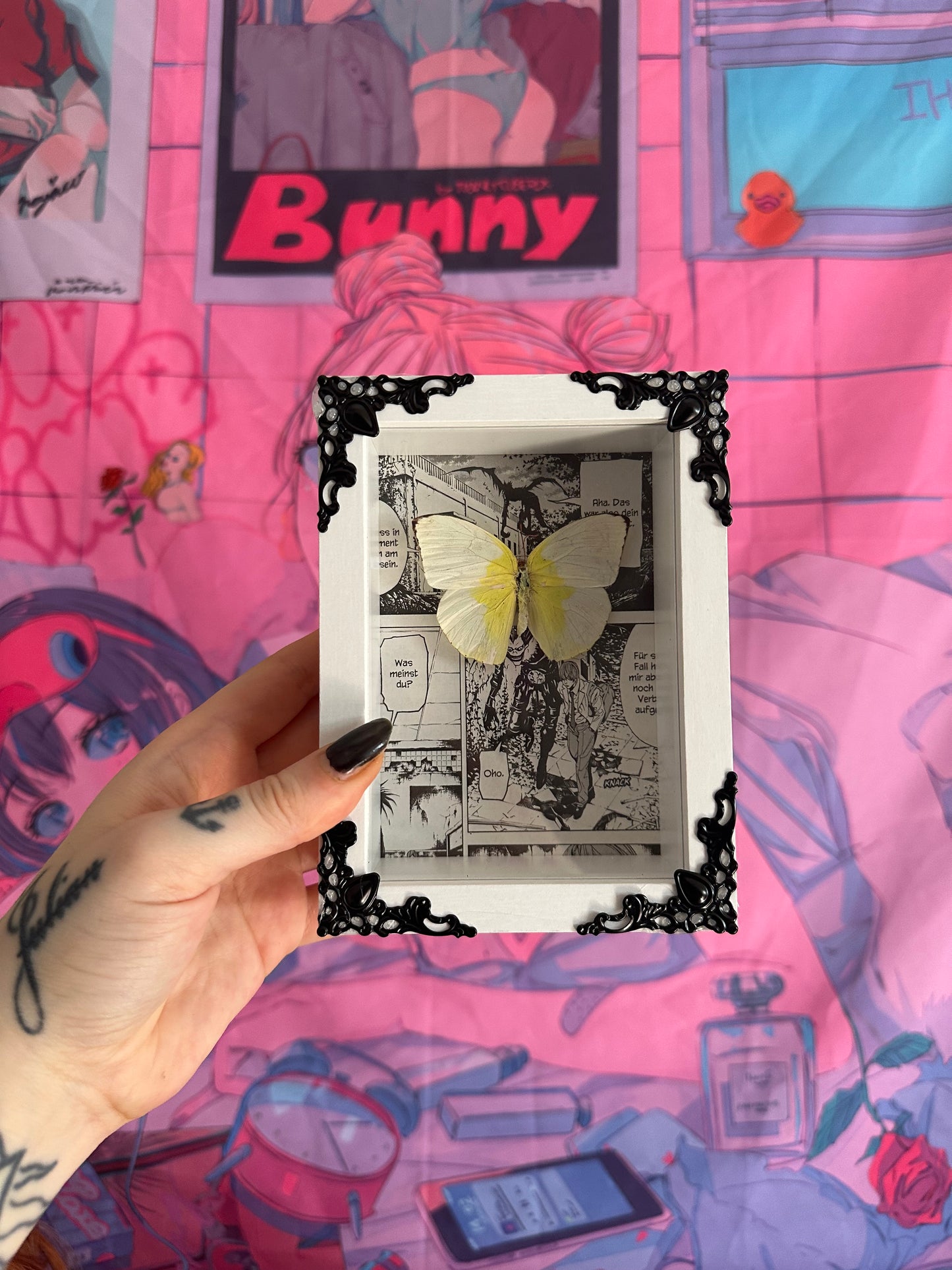Rahmen „Death Note No.1“ mit echtem Schmetterling