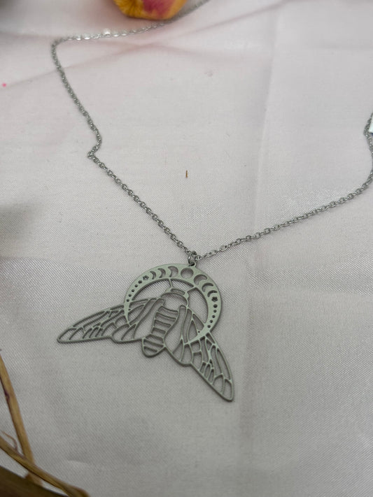 Halskette „Moon-Moth“