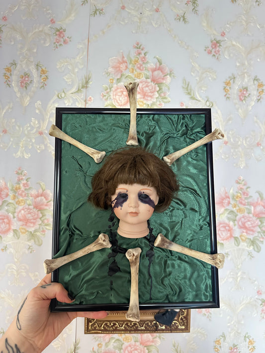 Rahmen „Linda“ mit echten Hühnerknochen