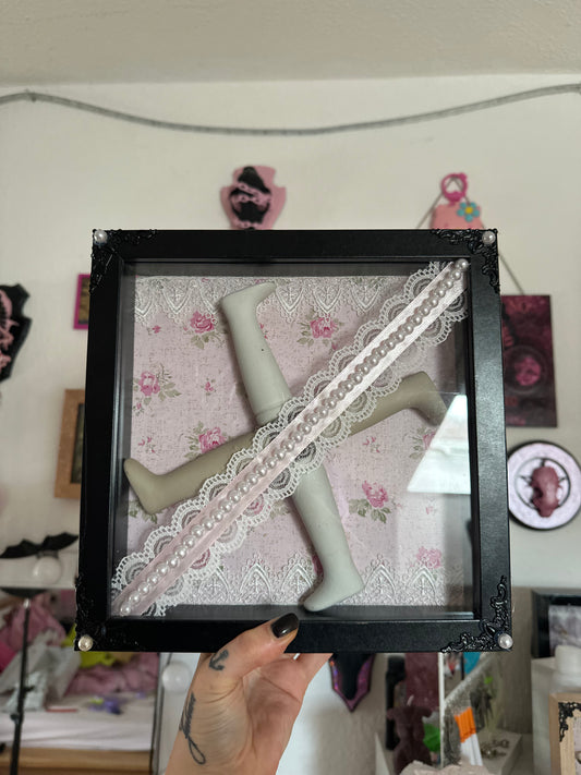 Rahmen „Puppen gegen Rechts“