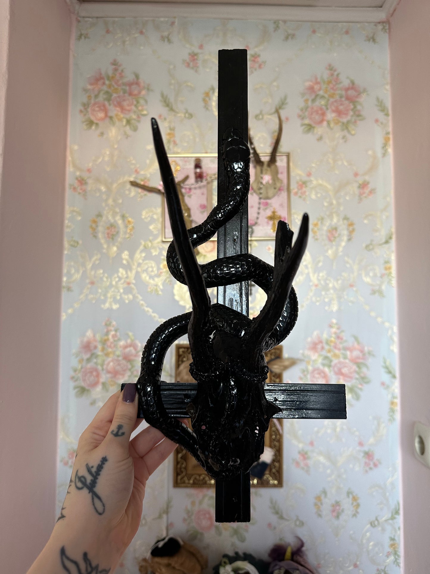 Cross No.6 mit echtem Geweih