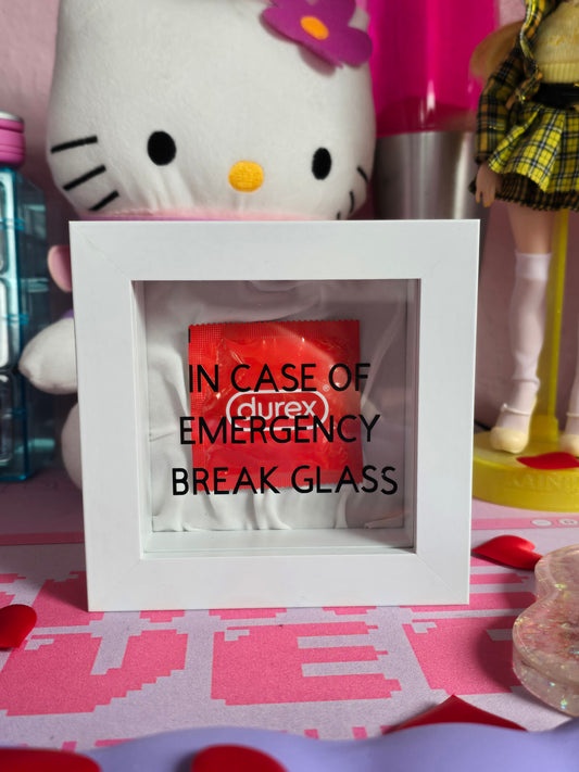 Rahmen "EMERGENCY" - Sugar and Spice